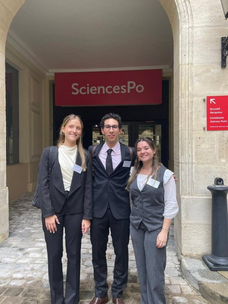 El equipo de la Facultad se consagró campeón de la 19º edición del Concours d'Arbitrage de Paris