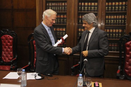 Acto de investidura del Prof. Philip Alston como Doctor Honoris Causa de la UBA