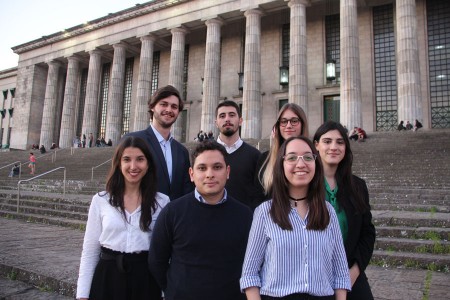 El equipo de la Facultad obtuvo tres premios en la categoría de memoriales escritos de la Competencia Philip C. Jessup