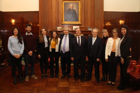 Las autoridades de Facultad recibieron a los equipos ganadores de competencias internacionales