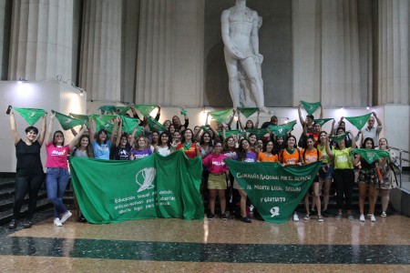 Pañuelazo transversal: que el pañuelo sea nuestra bandera