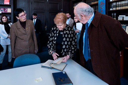 Visita de la Embajadora enviada especial de los Estados Unidos para Monitorear y Combatir el Antisemitismo Deborah Lipstadt