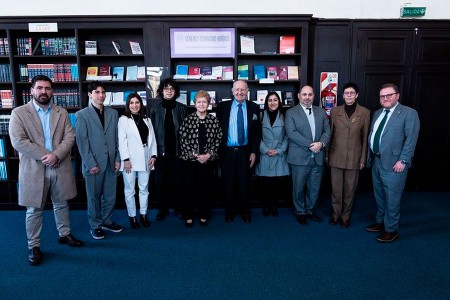 Visita de la Embajadora enviada especial de los Estados Unidos para Monitorear y Combatir el Antisemitismo Deborah Lipstadt