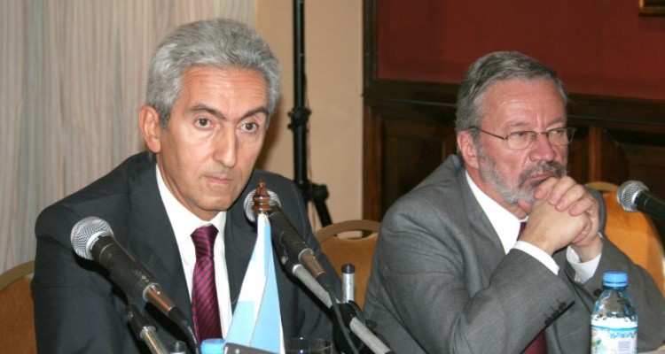 Carlos M. Correa y Germán Velásquez