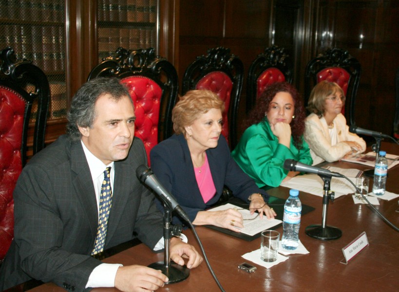 Mauricio Devoto, Ana María Conde, Carla Cavaliere y Teresa Moya