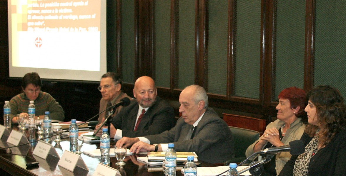 Alcira Daroqui, Roberto Bergalli, Francisco Mugnolo, Mónica Pinto y Silvia Guemureman