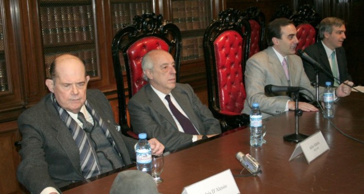 Andrés D´Alessio, Atilio A. Alterini, Héctor Sabelli y Alfonso Santiago (h)