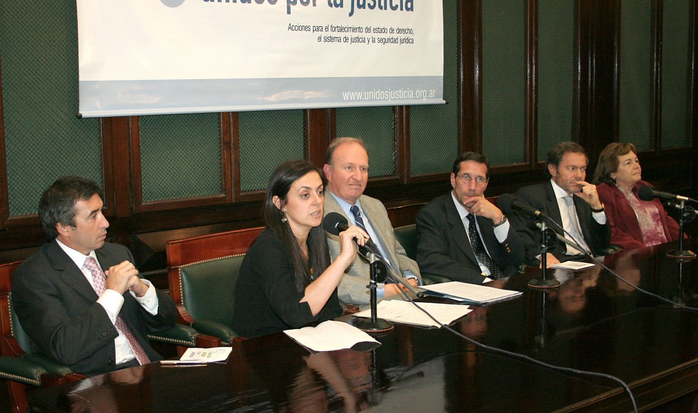 Santiago Otamendi, Fernanda Rodríguez, Daniel Sabsay, Christoph Korneli, Gustavo Ferrari y Stella Maris Martínez