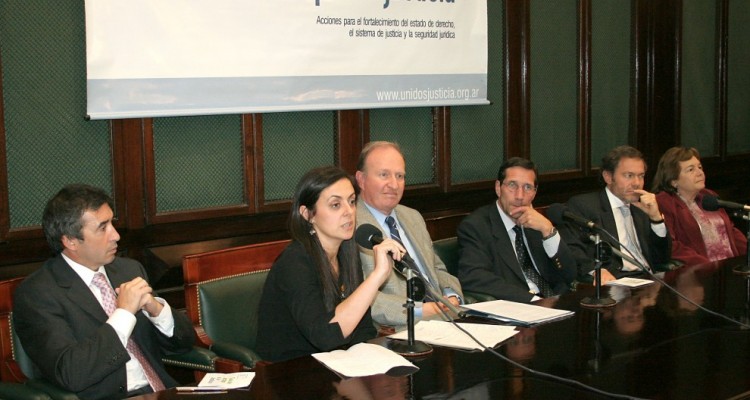 Santiago Otamendi, Fernanda Rodríguez, Daniel Sabsay, Christoph Korneli, Gustavo Ferrari y Stella Maris Martínez