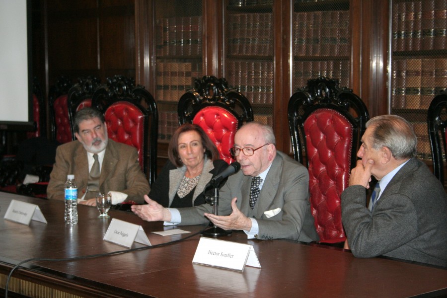 Carlos M. Cárcova, Beatriz Ostrovsky, Oscar Puiggrós y Héctor R. Sandler