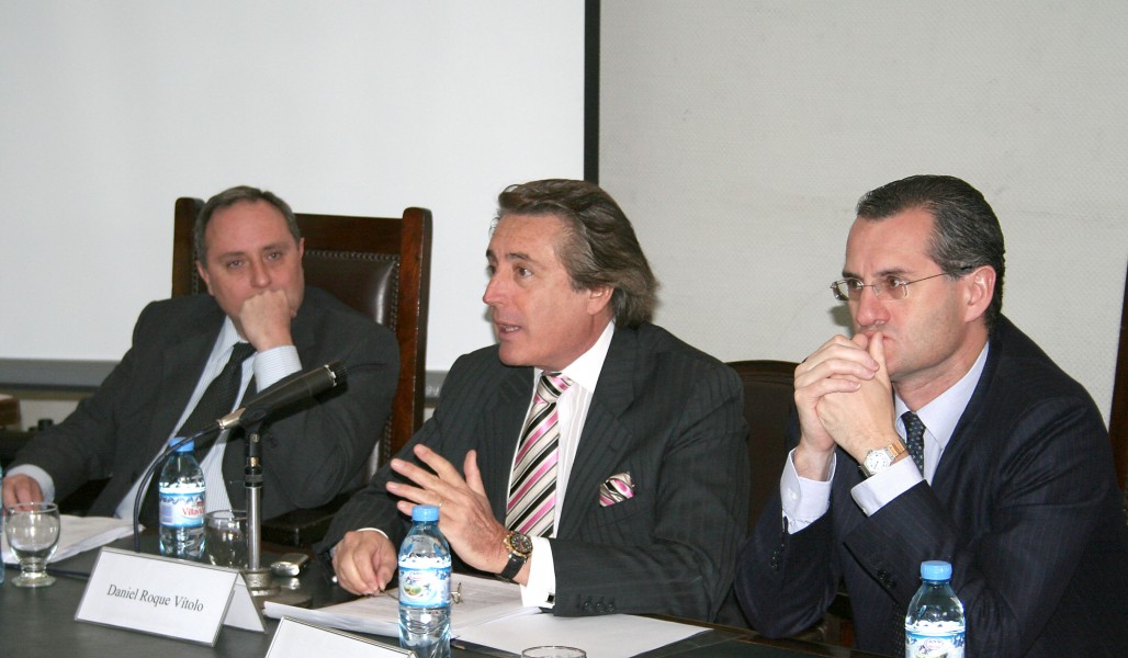 Roque J. Caivano, Daniel R. Vítolo y Alexis Mourre