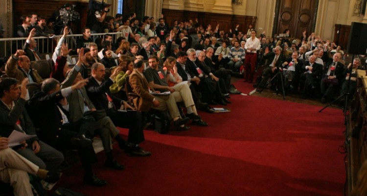 Sesionó la Asamblea Universitaria reformando el Estatuto