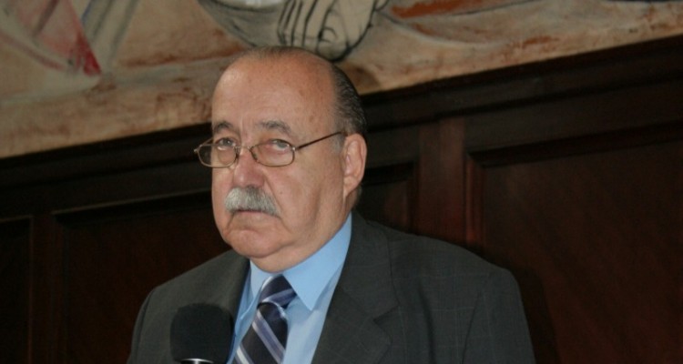 José O. Casás