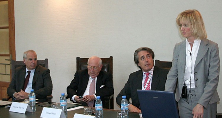 Juan Esteban Puga Vial, Leonard Gilbert, Daniel R. Vítolo y Brigitte Umbach-Spahn