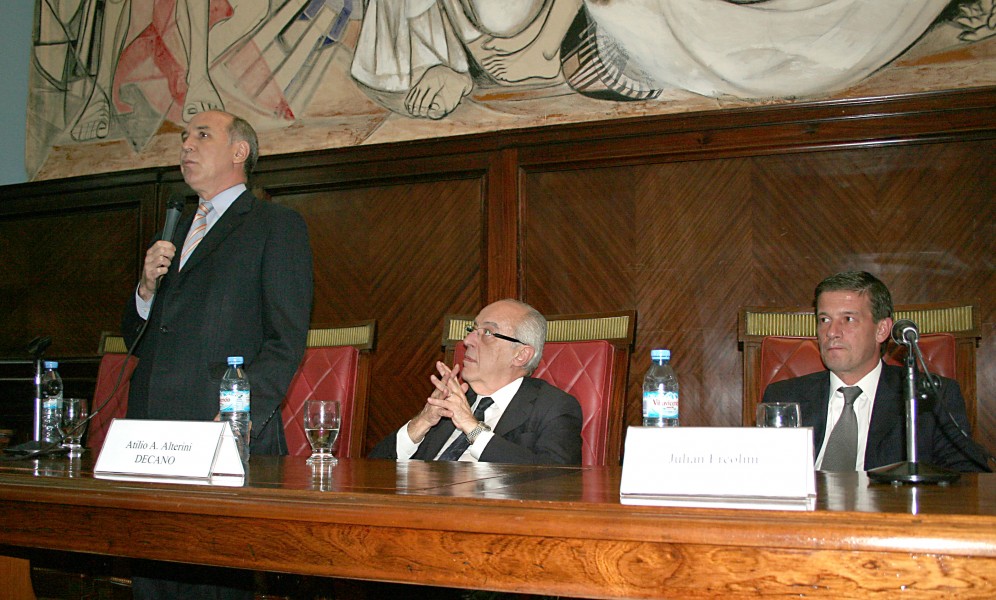 Ricardo L. Lorenzetti, Atilio A. Alterini y Julián Ercolini