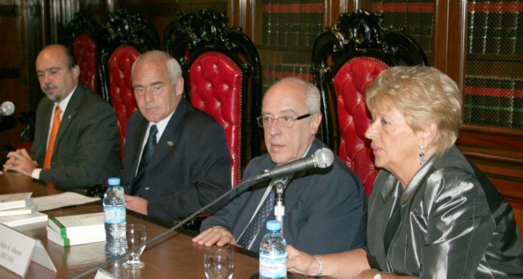 Gonzalo Yrurtia, Enrique Meyer, Atilio A. Alterini y Graciela Güidi