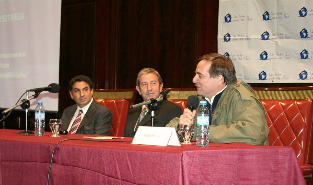 Alejandro Gómez, Julio Cobos y Felipe Berrios