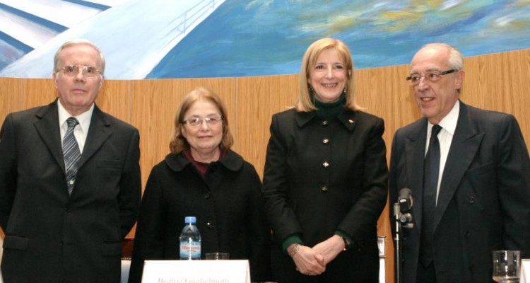 Tulio Ortiz, Edith Litwin, María Beatriz Guglielmotti y Atilio A. Alterini