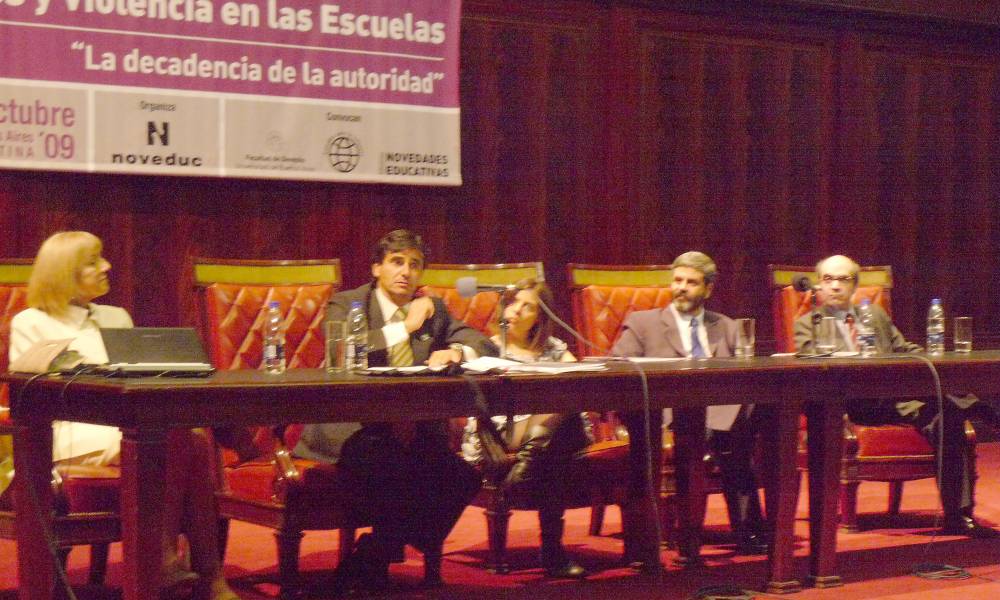 Lidia Garrido Cordobera, Domingo Bello Janeiro, Andrea G. Kaplan, Fernando Osorio y Néstor Solari