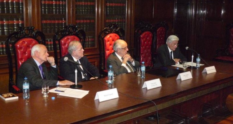 Martín D. Farrell, Tulio Ortiz, Atilio A. Alterini y Ernesto F. Garzón Valdés