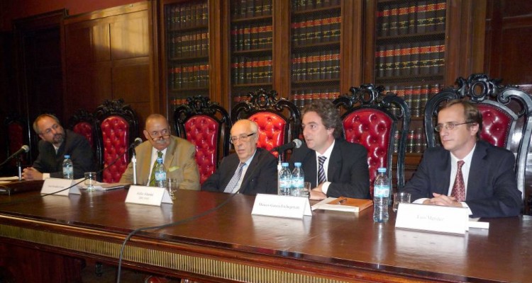 Gustavo J. Naveira de Casanova, José O. Casás, Atilio A. Alterini, Marcos García Etchegoyen y Luis Mendez