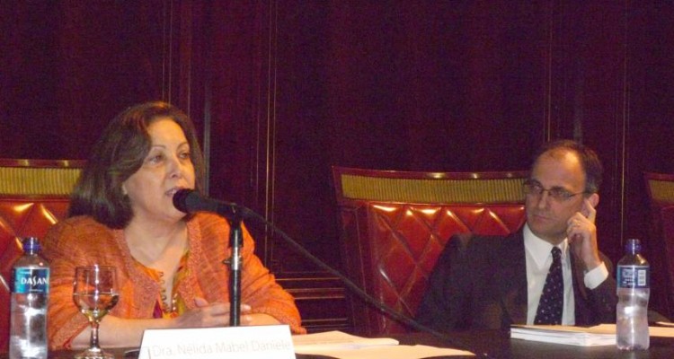 Nélida M. Daniele y Carlos F. Balbín