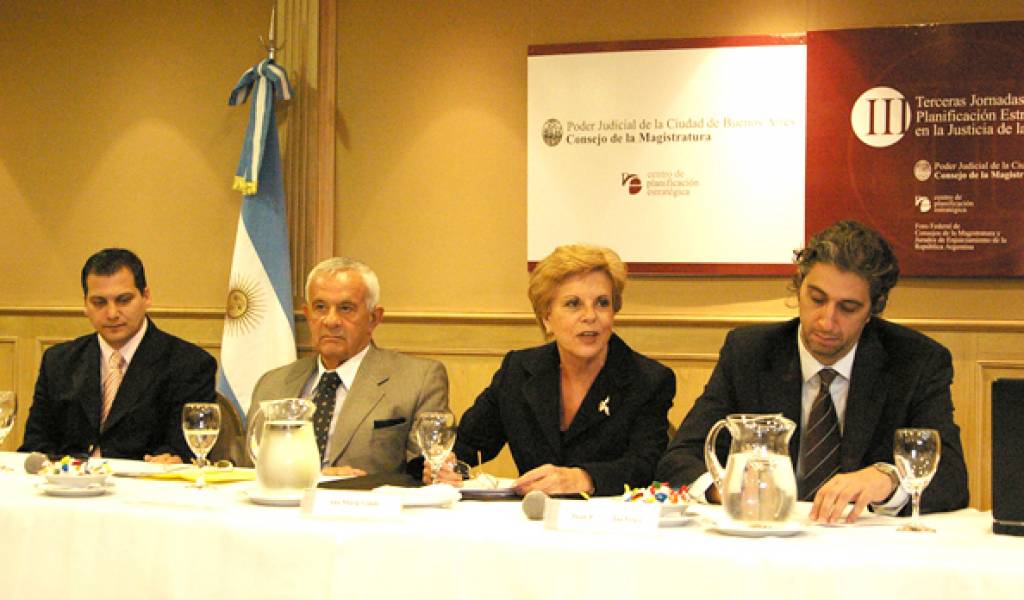 Gabriel Vega, Julio de Giovanni, Ana María Conde y Juan Pablo Mas Velez