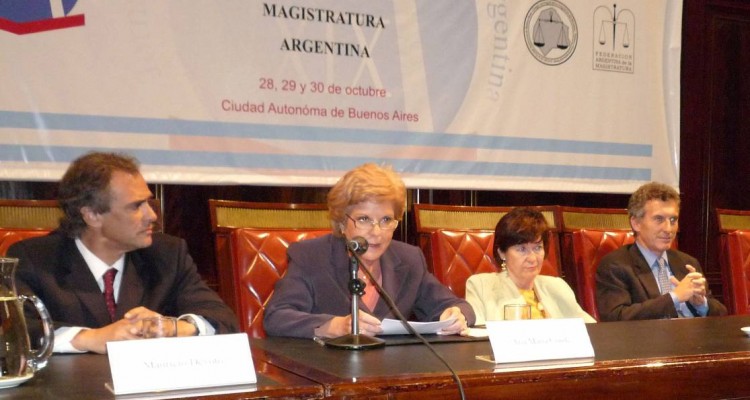 Mauricio Devoto, Ana María Conde, Elena Highton de Nolasco y Mauricio Macri