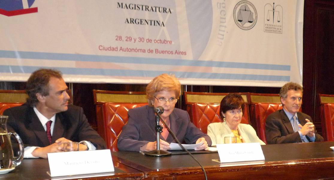 Mauricio Devoto, Ana María Conde, Elena Highton de Nolasco y Mauricio Macri