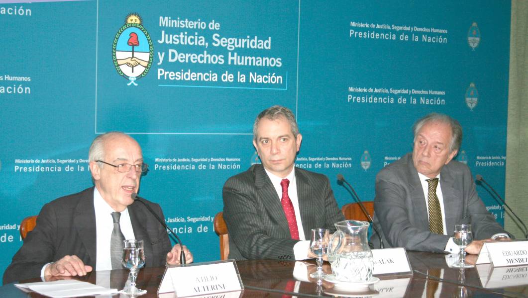 Atilio Alterini, Julio Alak y Eduardo Mendez