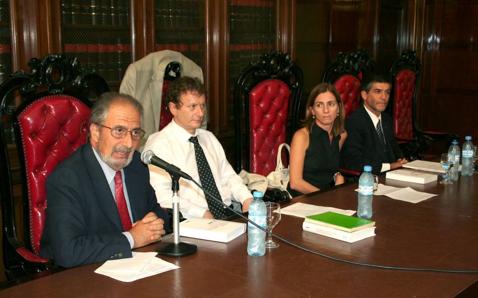 Edmundo Hendler, Leonardo Pitlevnik, Florencia Hegglin y Gustavo E. L. Garibaldi