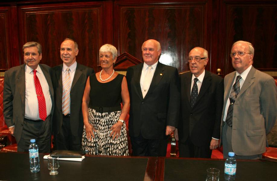 Alberto J. Bueres, Ricardo L. Lorenzetti, Mónica Pinto, Rubén Hallú, Atilio Alterini y Tulio Ortiz