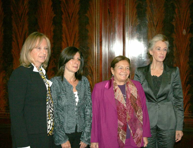 Hilda Kogan, Patricia Azzi, Stella Maris Martínez y Catharine MacKinnon