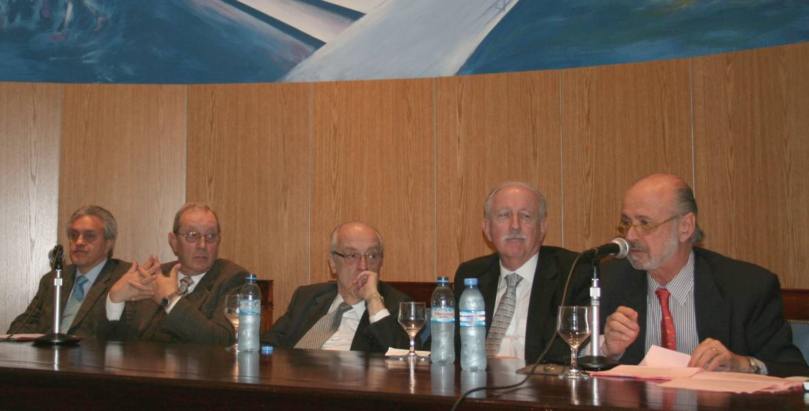 Osvaldo Gozaíni, Enrique Falcón, Atilio Alterini, Jorge Kielmanovich y Eduardo Sirkin