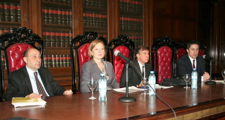 Daniel Parise, Isabel Novosad, Douglas Elespe y Adrián Ventura.