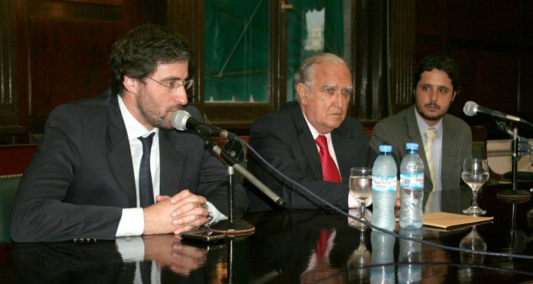 Carlos Mas Velez, Ricardo Gil Lavedra y Leandro A. Martínez