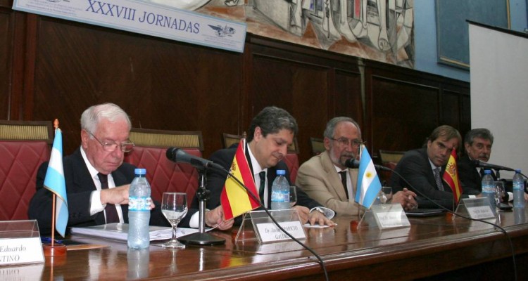 Marcelo Alegre, Rafael de Agapito Serrano, Alejandro A. Granados y Jorge Maquez