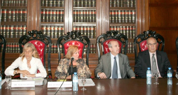 Eduardo Adragna, Alicia Chiviló, Juana Blangiardi, Diego Esteban Chami, Rafael Illescas Ortiz y Daniel R. Vítolo