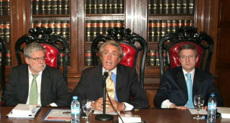 Gustavo E. Gené, Daniel R. Vítolo y Marcelo A. Camerini