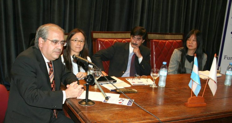 Daniel H. Obligado, María Verónica Yamamoto, Julián H. Langevin y Mirta Matsunoshita