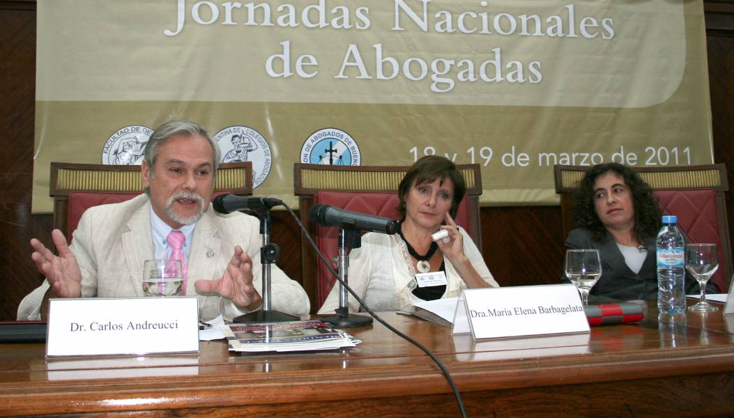 Carlos Andreucci, María Elena Barbagelata y Mary Beloff