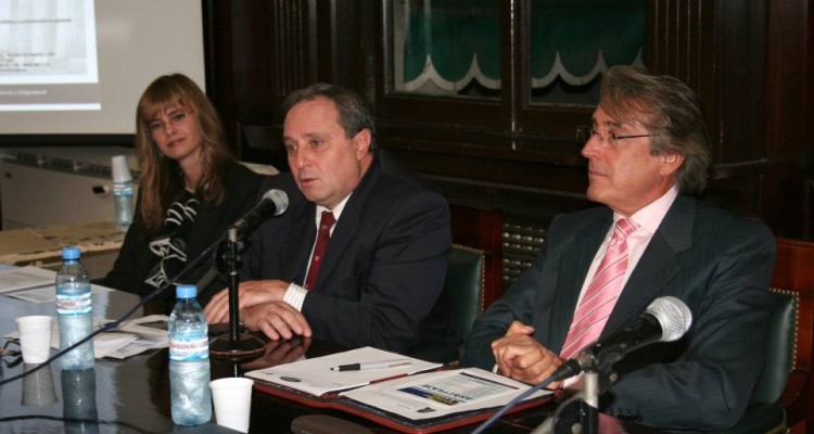 Nicole Duclos, Roque J. Caivano y Daniel R. Vítolo