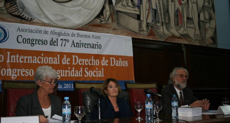 Mónica Pinto, Elena Highton de Nolasco y Eduardo Tavani