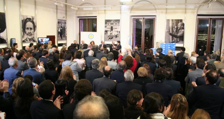 El Digesto Jurídico Argentino elaborado por la Facultad de Derecho se presentó en la Casa Rosada