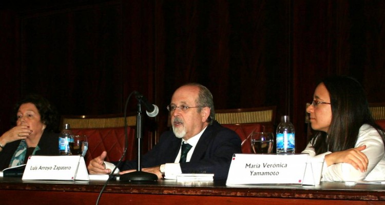 Stella Maris Martínez, Luis Arroyo Zapatero y María Verónica Yamamoto