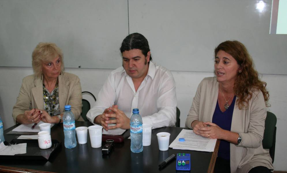 Delia Bisutti, Mariano Echenique y Vanesa Zito Lema