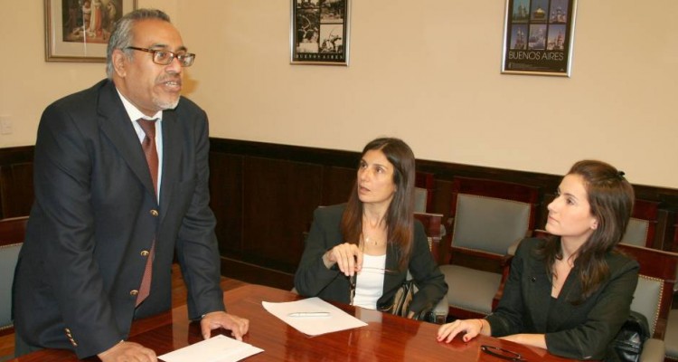 El director del seminario organizador brindó unas palabras introductorias que inauguraron la jornada de trabajo