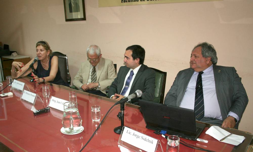 Lidia M. R. Garrido Cordobera, Horacio Piombo, Juan Ignacio Cruz y Jorge Sidelnik