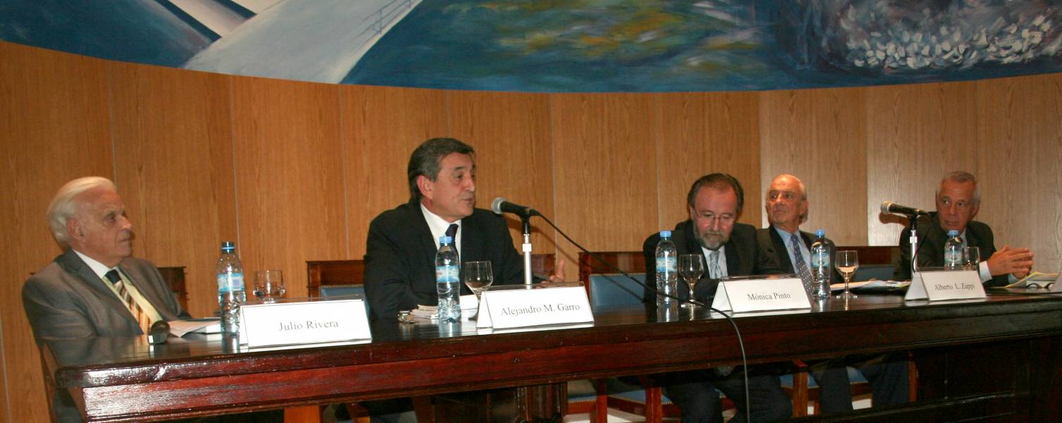 Julio Rivera, Alejandro M. Garro, Alberto Zuppi, Raúl Etcheverry y Roberto Muguillo