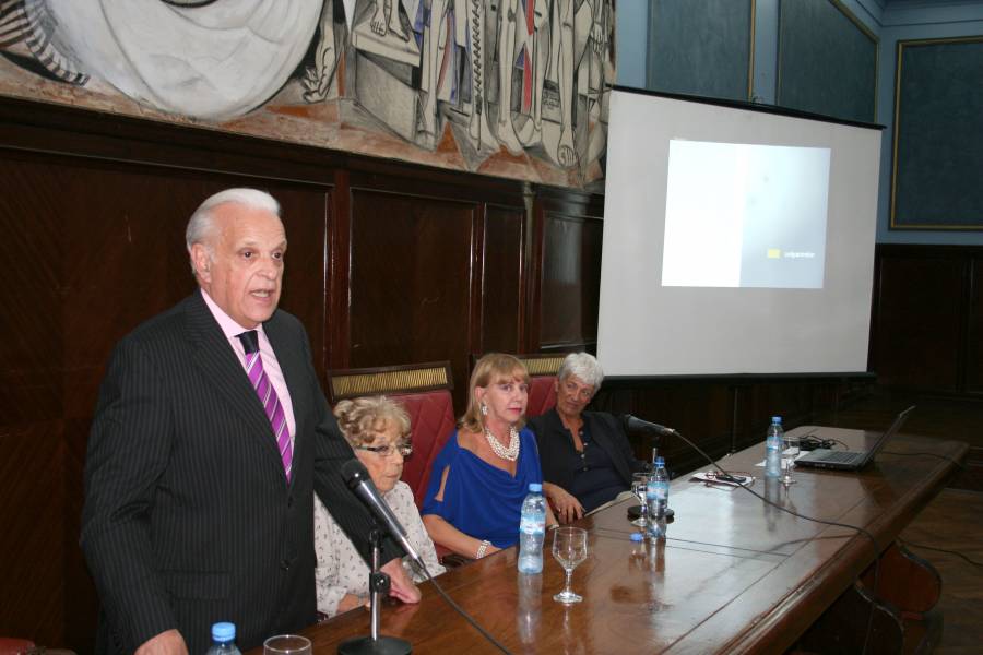 Julio C. Rivera, Mabel Rivero, Graciela Medina y Mónica Pinto